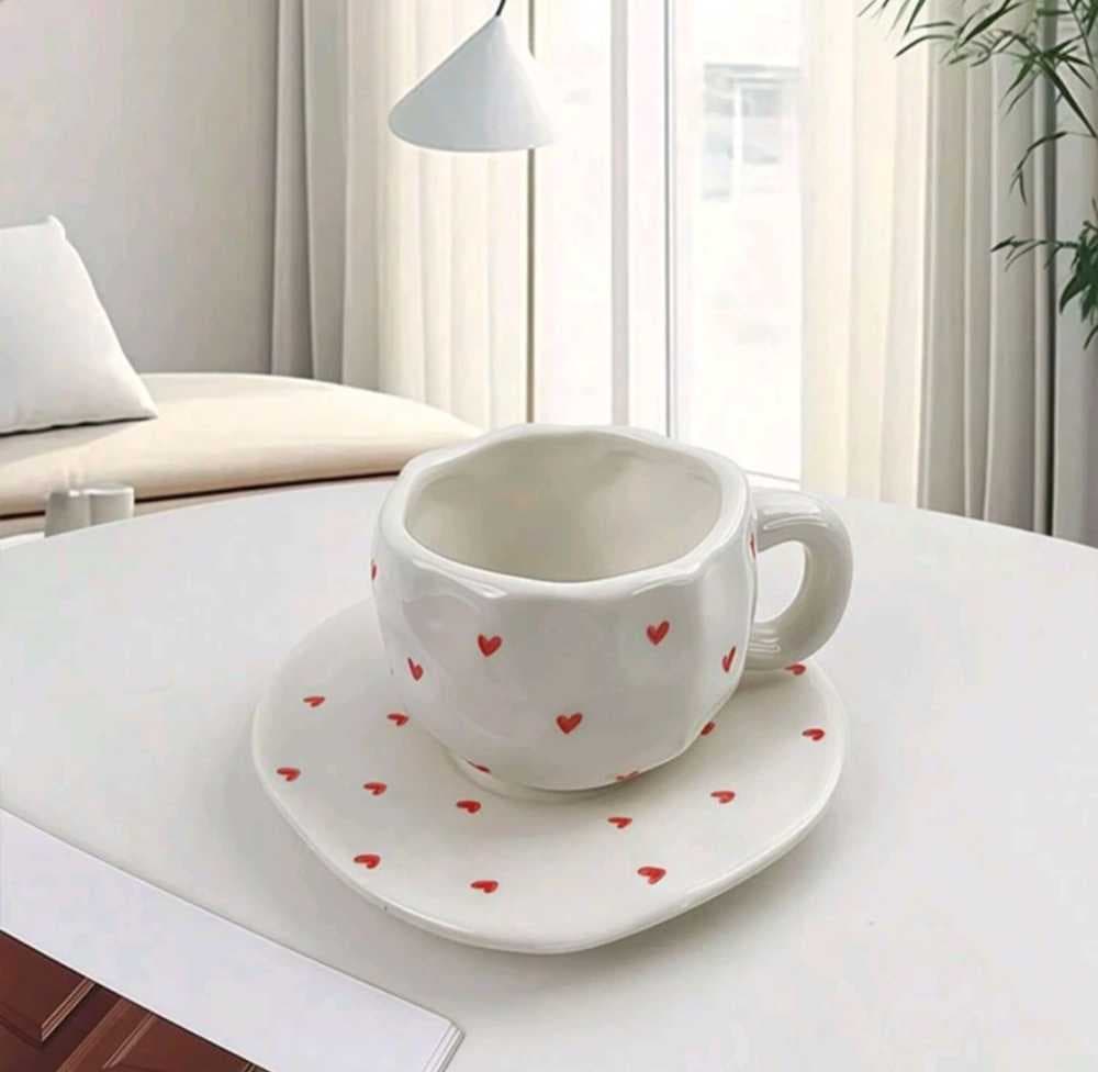 كوب قلوب حمراء صغيرة 300 ملي