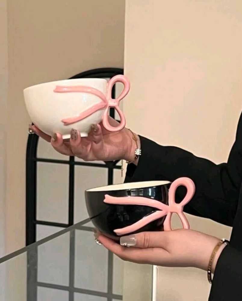 كوب مقبض فيونكه بتصميم جديد 300 ملي لون أبيض