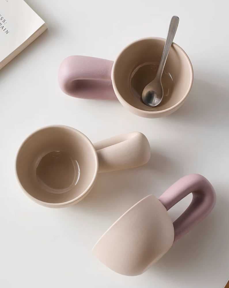 كوب بتصميم كوري فريد يد كبيرة 300 ملي